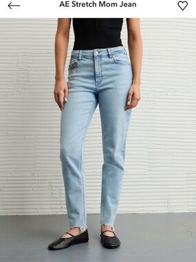 American Eagle Outfitters stretch mom jeans
